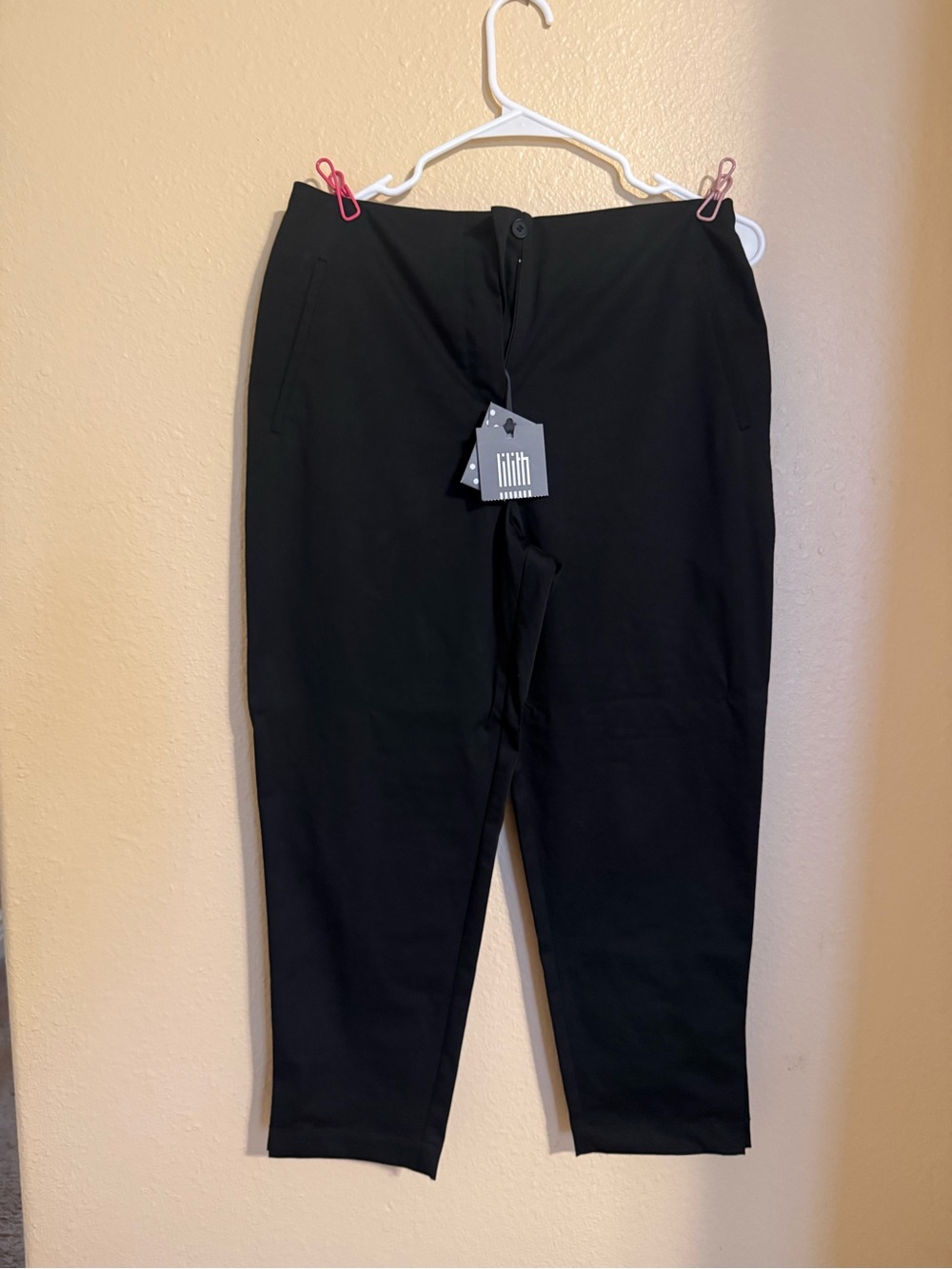 Women's Black Cropped Ankle Pants by Lilith